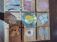 -银米·云南传统过桥米线(双廊黑金冠店)