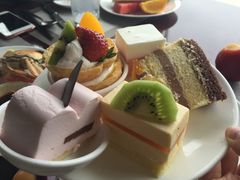 -荣誉国际酒店-云顶旋转餐厅