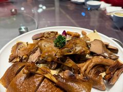 -关东大厨老三熏鹅(新石店)