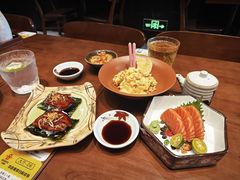 -8PINTS八品脱·日料·烧鸟·精酿小酒馆(莘庄店)