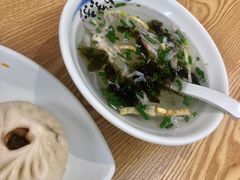-许鲜包子铺