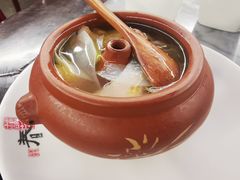 -蔼若春.传承三十年云南菜(金碧公园店)