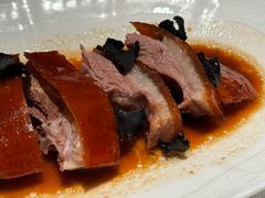 黑松露灌汤脆皮烧鹅-炳胜私厨(万象前海店)
