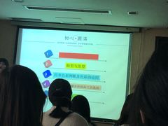 -金夫人化妆摄影职业培训学校