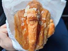 大杏仁牛角包-老佛爷饼店