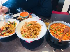 -川流不息·地道川菜·小龙虾(松东路店)