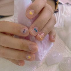 -ZX·美睫设计师汇聚店