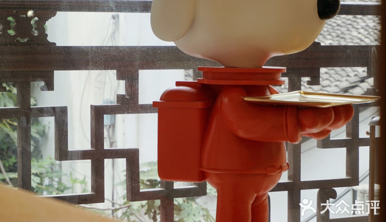 杭州探店 | 胡同里的现代感咖啡&古着店