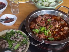 -大众跷脚牛肉馆·非遗传承单位(峨眉山店)