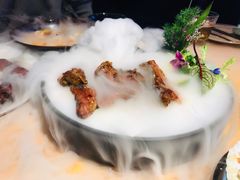 -云中界美食餐厅
