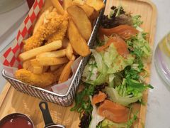 -ins森林童话餐厅coffee&bistro