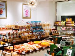 -Caidie Bakery采蝶轩(百越店)