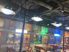 -马路牙子烧烤音乐酒馆(望京店)
