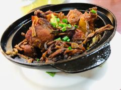 土酸菜焖大肉-海泉湾竹筒饭·瘦身水库大头鱼(从化温泉镇店)