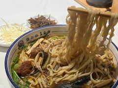 -镇南锅盖面馆(解放路店)