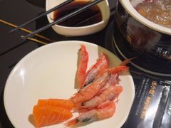-钱小奴海鲜自助黑金店(杭州滨江龙湖店)