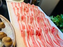 -鲜入唯煮·港式海鲜牛肉火锅(金宝街店)