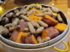 -头上红煨盐鸡·非遗院子餐厅