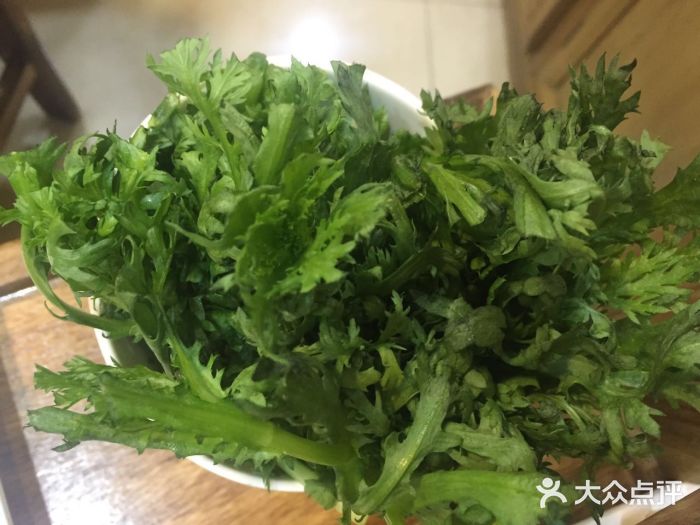 大紅牛潮汕牛肉火鍋(華苑店)茼蒿圖片