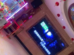 -自由港量贩KTV(西苑路店)