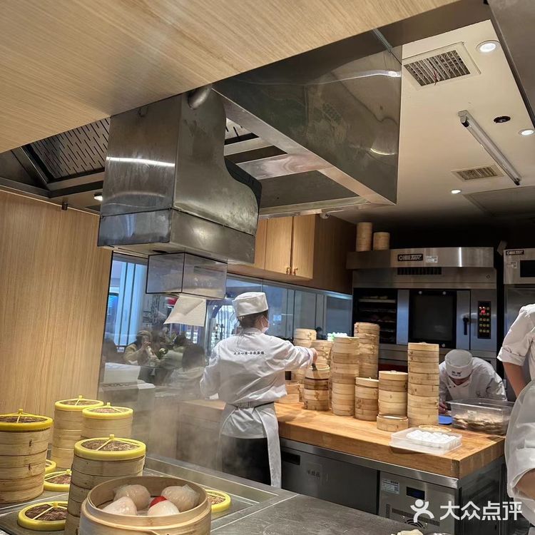 冬天来吃茶港的牛杂煲，真的好有韵味[调皮]