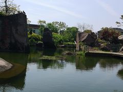 -伍山海滨石窟