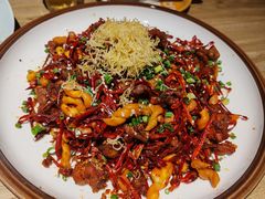 -嫩芽 ·地道重庆菜(十八梯露台夜景店)