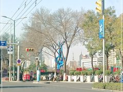 -泉城广场