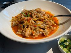 盐帮仔姜美蛙-柴门头啖汤·经典川菜·慢火汤品(锦城万达店)
