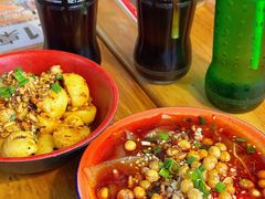 -拐枣巷小串串(财大店)