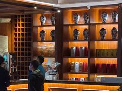 -八府香鸭·啫啫煲(华山路店)