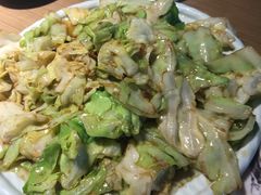 -阿洪锅贴王(小吃城店)