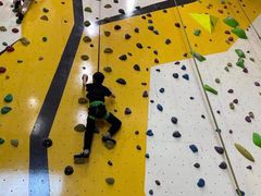 -问山MountQuest攀岩馆