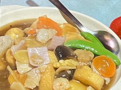 -黄亚华小食店(Jalan Alor)