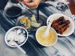 香煎鲜肉韭菜饺-芬芳甜品(体育东横街店)