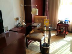 -锦龙国际酒店(天津奥体中心华苑地铁站店)