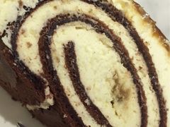 白巧克力瑞士卷-Awfully Chocolate(来福士广场店)