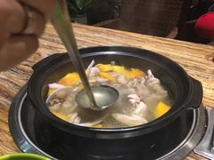 -润泽园椰子鸡(汇一城店)