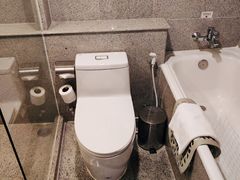-曼谷湄南河畔华美达广场酒店