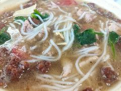 三鲜米线-甩两碗(中海·龙泉公馆店)