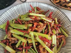 -龙门阵茶屋川菜馆(武康路店)