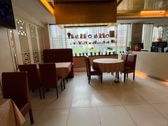 -新镇江酒家(南京西路店)