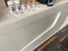 -瑞幸咖啡(前海卓越时代广场店)