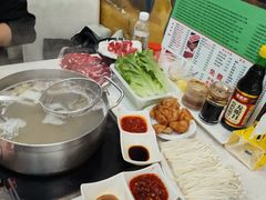 -黑山牛肉汤火锅(花城汇店)