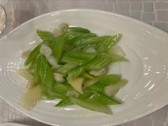 西芹炒百合-西苑饭店·蓬莱春餐厅