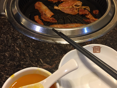 -韩宫宴炭火烤肉(中商世界里店)