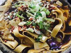 -梁师傅砂锅(哈达西街店)