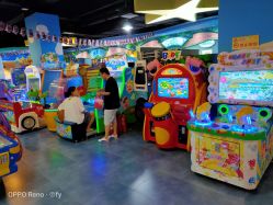 -利奥梦幻主题乐园(爱琴海购物公园店)