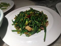 -梁家大院•农家菜(昆山会展中心店)