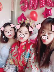 -艾米丽婚纱礼服